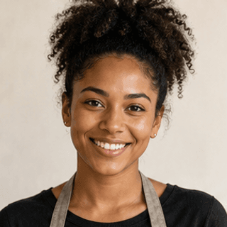 Hannah Jones profile