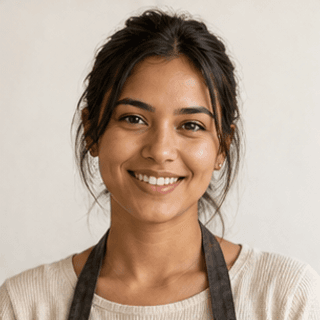 Leila Khan profile